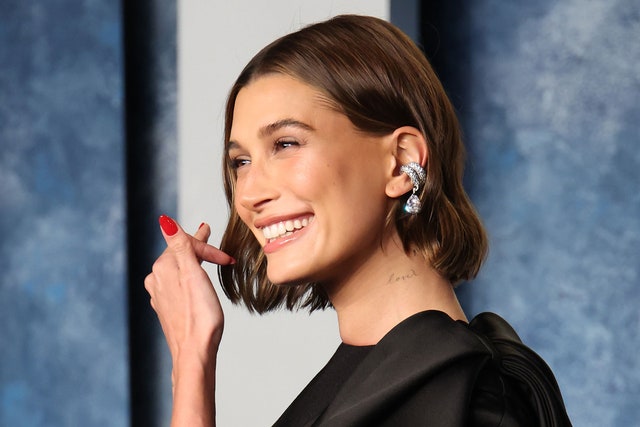 Hailey Bieber has signalled the start of autumn with her latest manicure